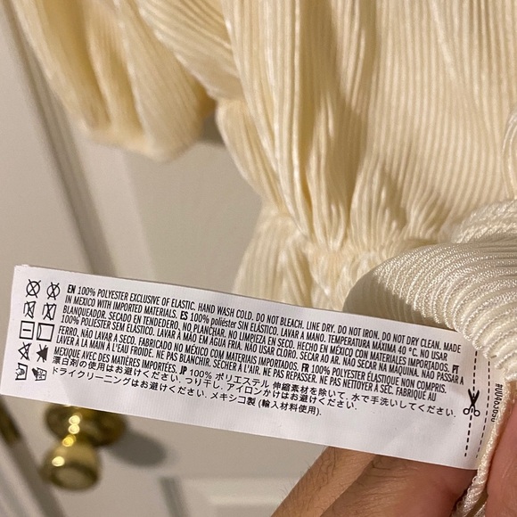 Forever 21 Cream Puff Sleeve Blouse - Picture 6 of 8